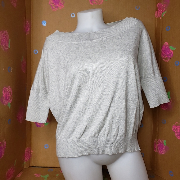 CABI SILK BLEND GRAY BATEAU NECKLINE SWEATER SIZE XS - Picture 6 of 7